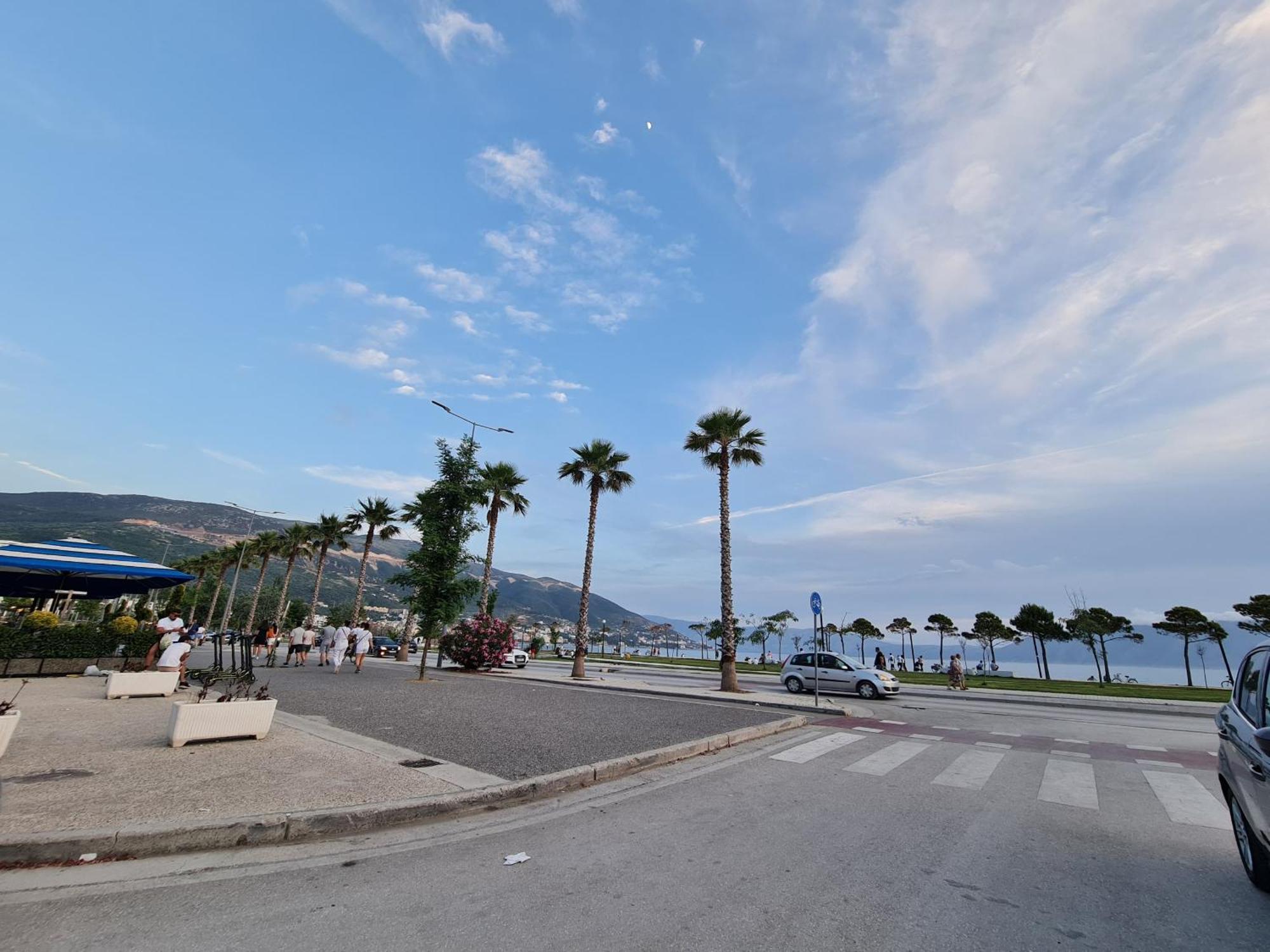 Seascape Apartments Влёра Экстерьер фото